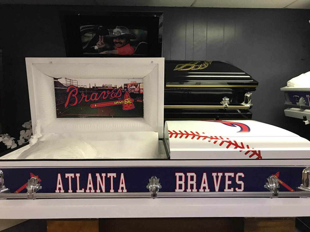 Atlanta Braves Fan Casket 1